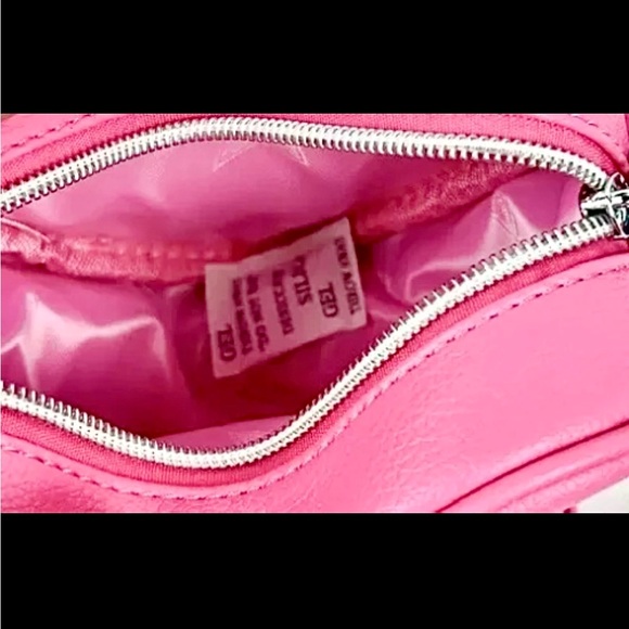 Jeffree Star | Valentine’s ‘22 Heart Shaped Bag | BNwT Mystery Box Exclusive - Picture 4 of 8